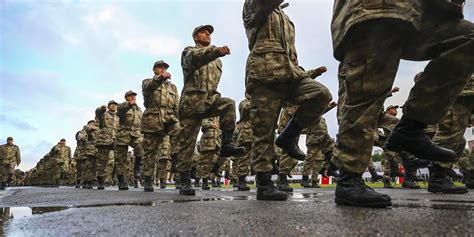 Askerlik yerleri açıklandı Kasım celbi sonuçlarına nereden bakılır Er