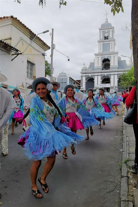 Instantáneas de la XV Entrada Folclórica Normalista
