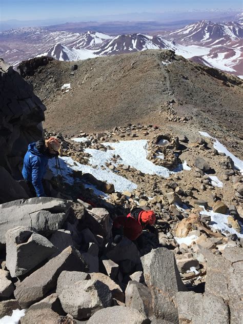 Volcán Llullaillaco La tercera cumbre más alta de Chile