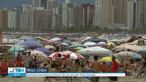 Praia Grande Registra Praias Cheias No Primeiro Dia Do Ano G Santos