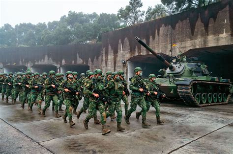 【軍品防彈再惹議1】未認證裝備誰在穿？ 國防部的答案好嚇人 鏡週刊 Mirror Media