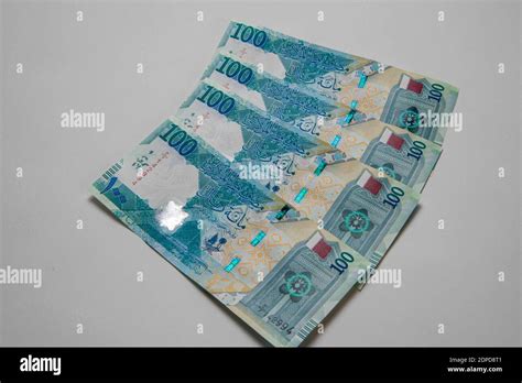 Riyal qatar money new hi-res stock photography and images - Alamy