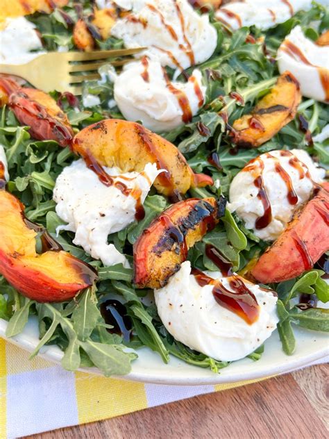 Grilled Peach Burrata Salad With Arugula And Balsamic Glaze