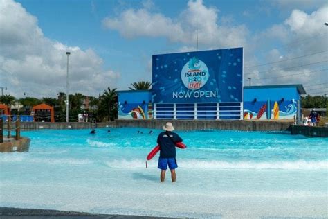 Island H2o Review Slide Into The Margaritaville Orlando Water Park