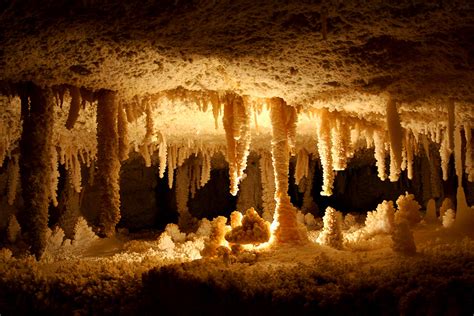 Caverns of Sonora: Sonora's Secret Cave - Unusual Places