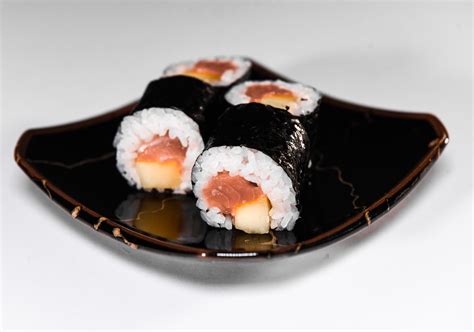 Hosomaki Losos Mango Maki Sushi Bar Boketto