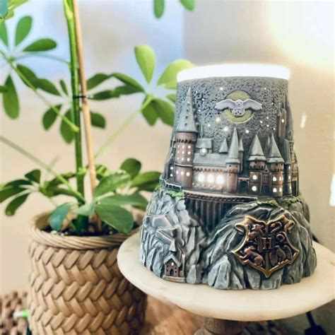 Illuminate Your Wizarding World With The Hogwarts Scentsy Warmer Harry