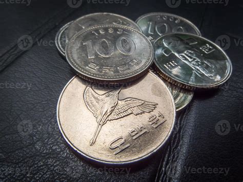 KOREAN COIN KOREA MONEY, CURRENCY, CONCEPT, BUSINESS 6191552 Stock ...