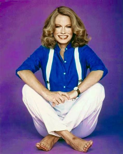 Pin By Ccil Olivier On Charlies Angels Shelley Hack Charlies Angels Actresses