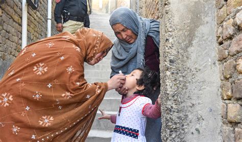 OBSH ja kërkon pauzë humanitare në Gaza për të kryer vaksinim ndaj