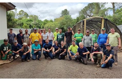 Ap S Chuvas Iat Reabre Viveiro Florestal De Pitanga Parque De