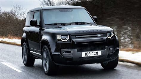 Land Rover Defender SVR Reportedly Coming With 600+ BMW Horsepower