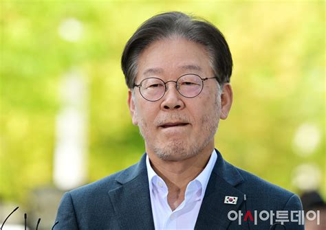 [포토] 이재명 민주당 대표 ‘수원지검 2차 출석 아시아투데이