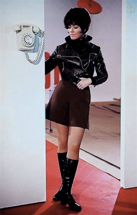 Linda Thorson Sixties Fashion 70s Fashion Avengers Girl