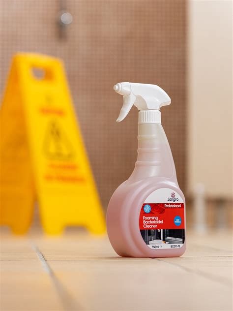 Jangro Foaming Bactericidal Cleaner 6x750ml