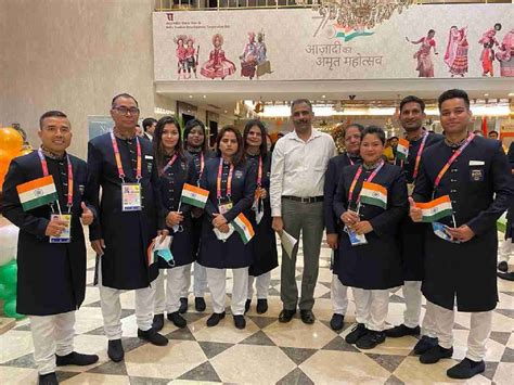 Indian Commonwealth Games Contingent At Pm Residence For Felicitation