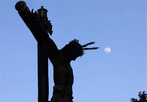 Salida Extraordinaria Del Cristo De Burgos Cu Ndo Es Y Cu L Es El