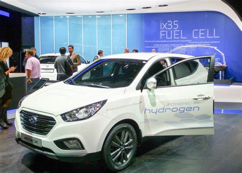 Hydrogen Cars: A Dream That Won’t Die | MIT Technology Review