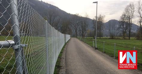 Ärger über Zäune im Oberen Stockenweg Vorarlberger Nachrichten VN at