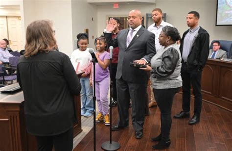 Mayor And City Council Take Their Oaths Of Office Salisbury Post