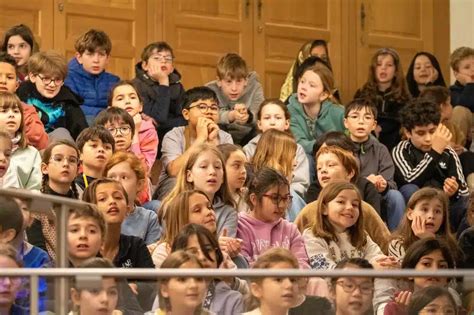 Les Primaires Ont C L Br La Lumi Re Les Francs Bourgeois La Salle