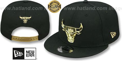 Chicago Bulls Gold Metal Badge Snapback Black Hat By New Era