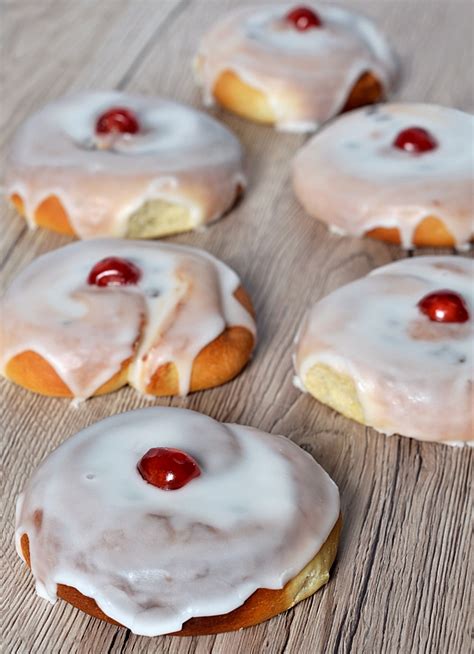 Belgian Buns - Baking with Granny