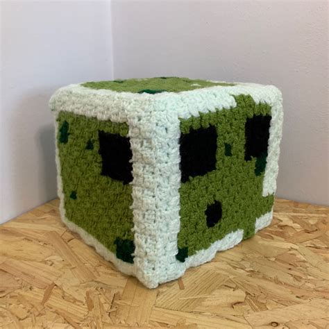 Crochet Minecraft Slime Block Pattern Tnt Minecraft Minecraft Blocks Big Crochet Hook Crochet