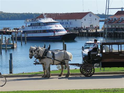 Mackinac Island Fall Color Tours | Star Line Mackinac Island Ferry