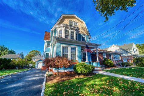 Staten Island Home Of The Week ‘old World Charm Meets New Modern