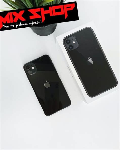 Apple Iphone 11 128GB BLACK CRNI KAO NOV GARANCIJA ZAMJENA DA 128 GB