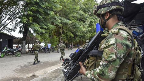 Eln Ataca Y Deja Un Soldado Muerto Y Otro Herido En V A Entre Aguachica