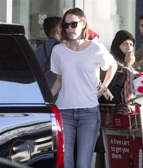 Leslie Bibb - Arriving in Toronto 06/28/2019 • CelebMafia