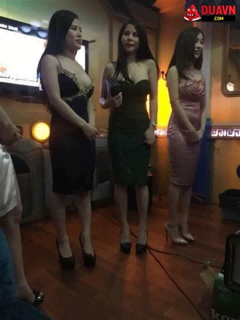 thac loan karaoke quan nhau duavn