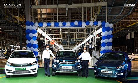 Tata Motors Celebrates Ev Customers Auto Monitor Latest