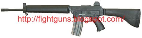 Guns - Fight guns - War guns: Armalite AR-18 assault rifle (USA)