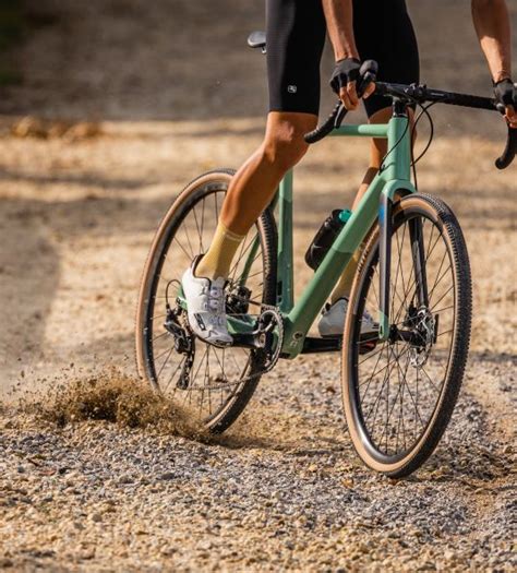 Presenta Bianchi A La Impulso Pro Una Gravel Light Que Planta Cara A