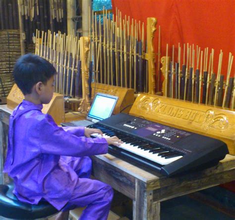 Alat Musik Sulawesi Selatan 2