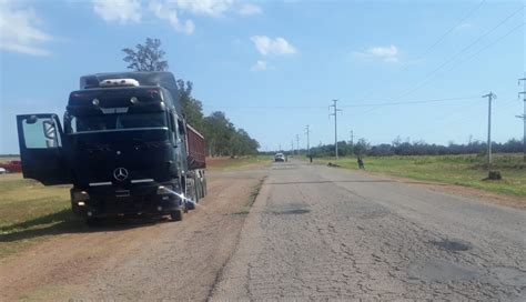 General Pizarro un choque entre un camión y una moto deja una víctima