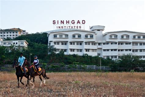 Sinhgad Institute Of Technology Pune B Tech Review By Student Lakade