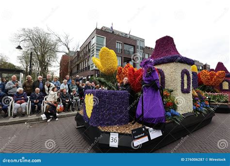 Festive Float Decorated with a Vibrant Floral Arrangement at the Flower ...