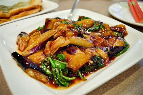 Taiwanese Stir Fried Eggplant With Basil Spicy Sweet Heaven Recipes Food Winter Dishes