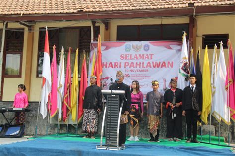 PERINGATAN HARI PAHLAWAN DI SMKN 1 JETIS SMKN 1 JETIS MOJOKERTO