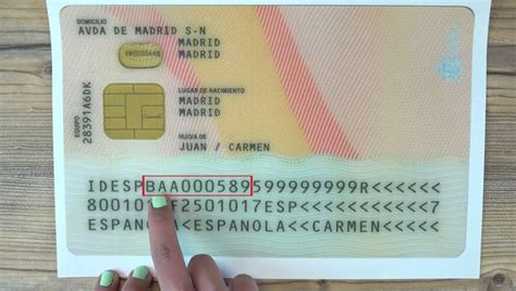 Qué significa el código de la parte trasera del DNI