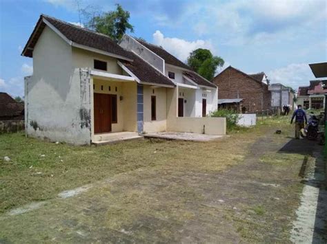 Rumah Cantik Dan Terawat Lantai Siap Huni