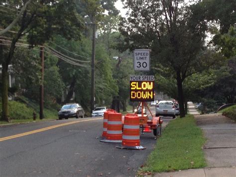 Staten Island drivers, watch it: DOT reconsiders, and moves speed sign ...
