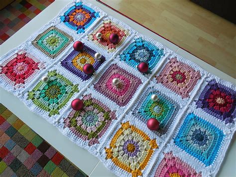 Crochet Patterns Galore - Granny Square Table Runner