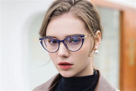 Các mẫu gọng kính nam nữ đẹp, giá rẻ - HMK Eyewear - Kiến Thức Cho Người lao Động Việt Nam