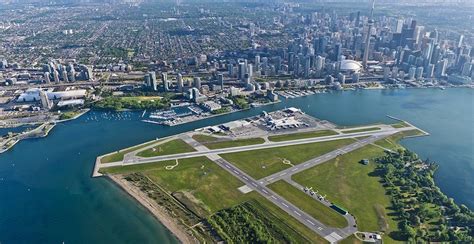 Torontos Island Airport Voted One Of The Most Scenic Landings In The