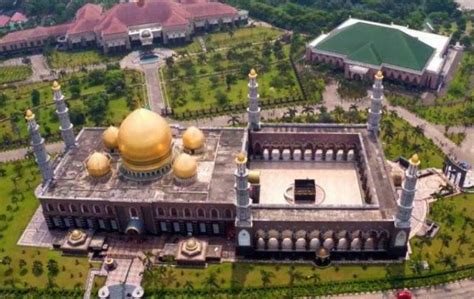 Daftar Masjid Terbesar Di Indonesia Tokopedia Blog